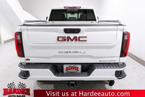 2024 GMC Sierra 2500 Denali