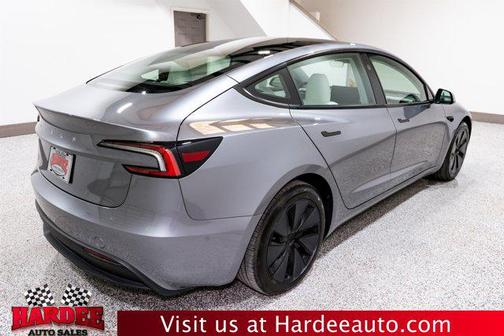 2025 Tesla Model 3 Long Range