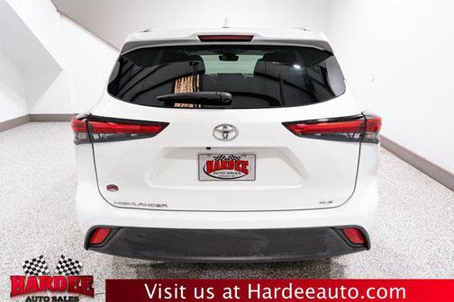2023 Toyota Highlander XLE