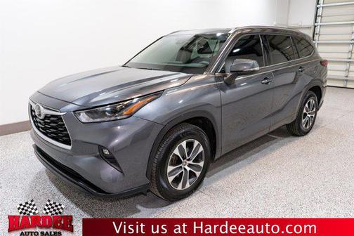 2021 Toyota Highlander XLE