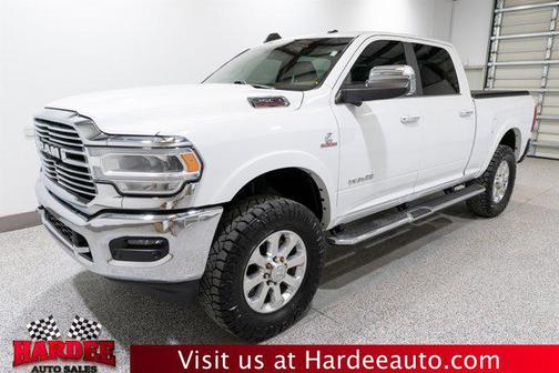 2020 RAM 2500 Laramie Crew Cab 4x4 6'4' Box