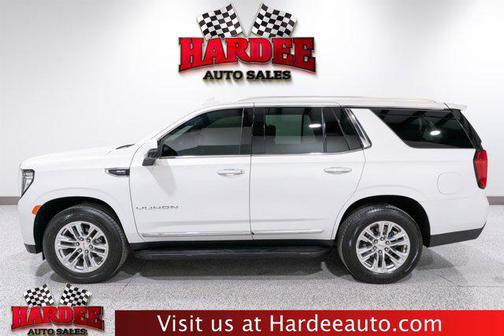 White Frost Tricoat 2023 GMC Yukon SLT