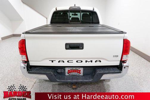 2017 Toyota Tacoma SR5