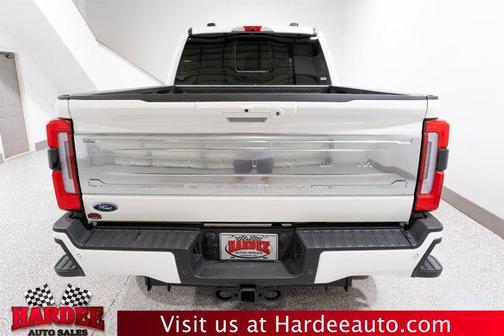 2025 Ford F-250 Platinum