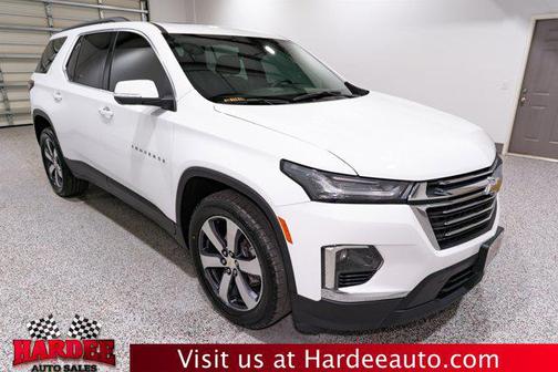 Summit White 2023 Chevrolet Traverse LT Leather