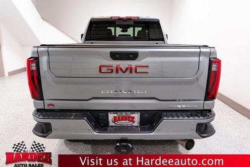 2025 GMC Sierra 2500 Denali