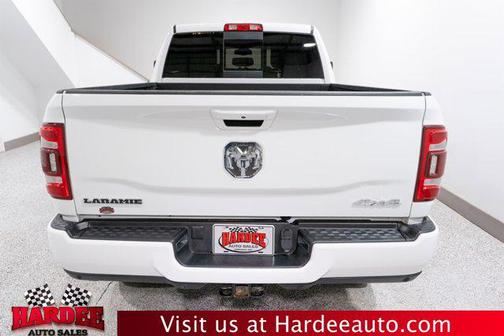 2023 RAM 2500 Laramie Crew Cab 4x4 6'4' Box