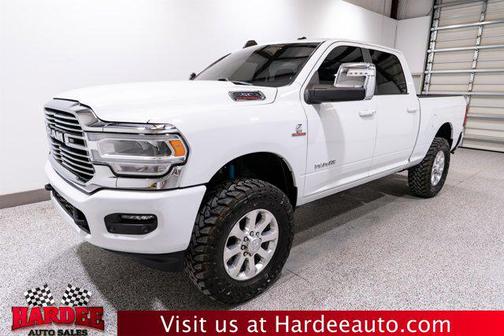 Bright White Clearcoat 2023 RAM 2500 Laramie Crew Cab 4x4 6'4' Box