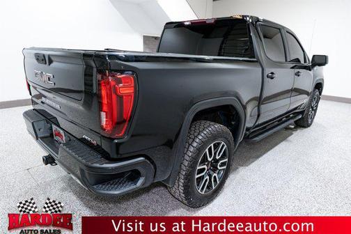 2022 GMC Sierra 1500 AT4