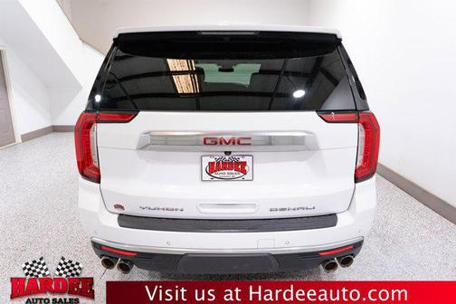 2023 GMC Yukon XL Denali