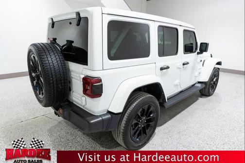 Bright White Clearcoat 2022 Jeep Wrangler Unlimited 4xe Sahara