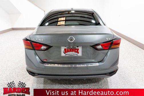 2022 Nissan Altima 2.5 SV