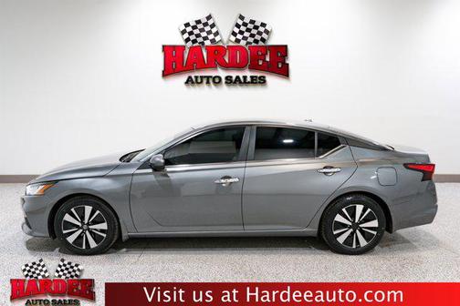 2022 Nissan Altima 2.5 SV
