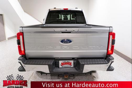 Iconic Silver Metallic 2024 Ford F-250 Lariat
