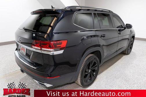 2023 Volkswagen Atlas 3.6L SE w/Technology