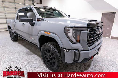 2024 GMC Sierra 2500 AT4