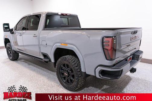 2024 GMC Sierra 2500 AT4