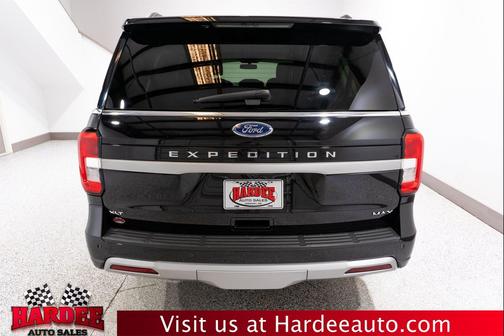 Agate Black Metallic 2024 Ford Expedition Max XLT