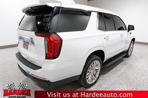 2023 GMC Yukon SLT