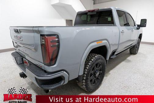 2024 GMC Sierra 2500 AT4