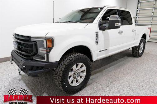 Star White Metallic Tri-Coat 2022 Ford F-250 Platinum
