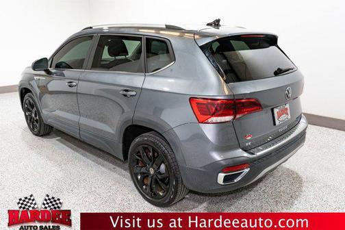 2022 Volkswagen Taos SE