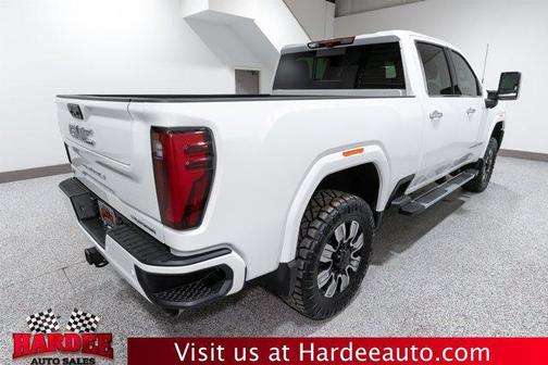 2024 GMC Sierra 2500 Denali