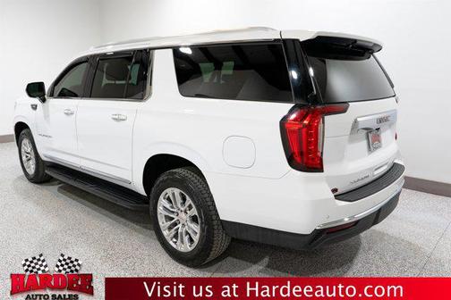 2022 GMC Yukon XL SLT