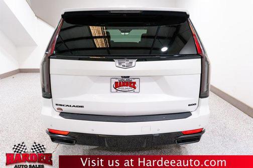 2022 Cadillac Escalade Sport