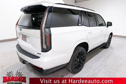 2022 Cadillac Escalade Sport