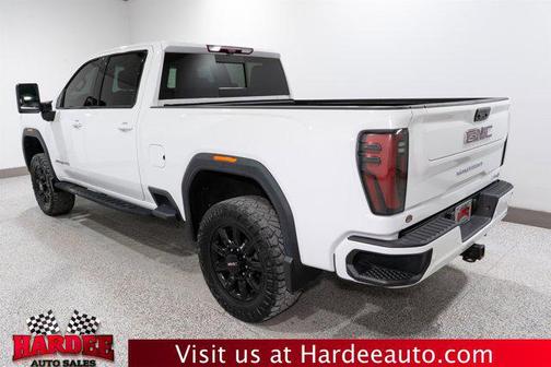 2024 GMC Sierra 2500 AT4