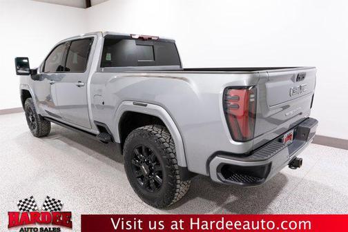 2025 GMC Sierra 2500 AT4
