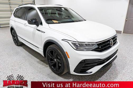 2023 Volkswagen Tiguan 2.0T SE R-Line Black
