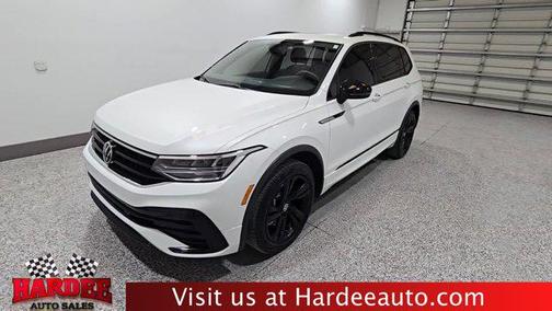 2023 Volkswagen Tiguan 2.0T SE R-Line Black