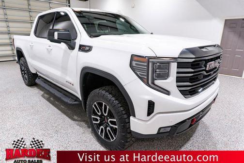 2024 GMC Sierra 1500 AT4