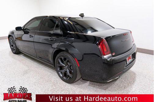 2022 Chrysler 300 S