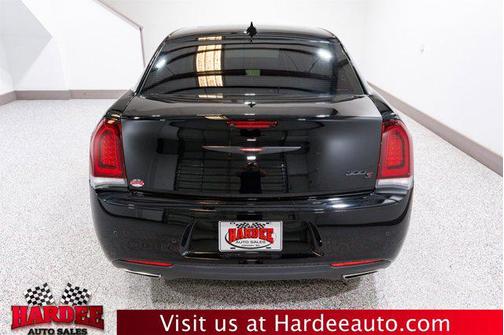 2022 Chrysler 300 S