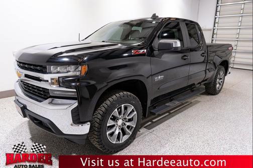 Black 2020 Chevrolet Silverado 1500 LT