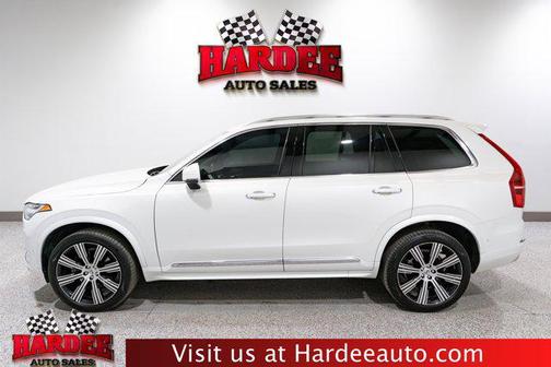 2022 Volvo XC90 T6 Inscription