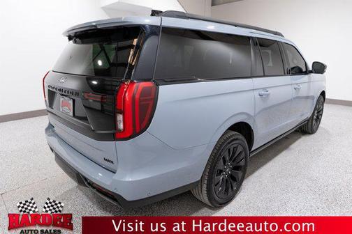 Glacier Gray Metallic TriCoat 2025 Ford Expedition Max Platinum