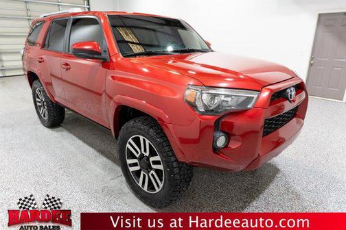 Barcelona Red Metallic 2018 Toyota 4Runner SR5