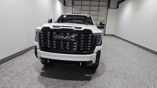 White Frost Tricoat 2025 GMC Sierra 2500 Denali Ultimate
