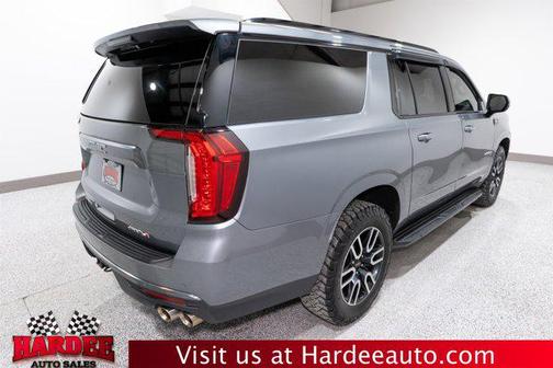 2022 GMC Yukon XL 4WD AT4