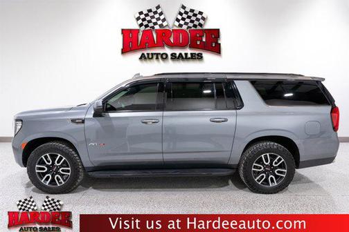 2022 GMC Yukon XL 4WD AT4