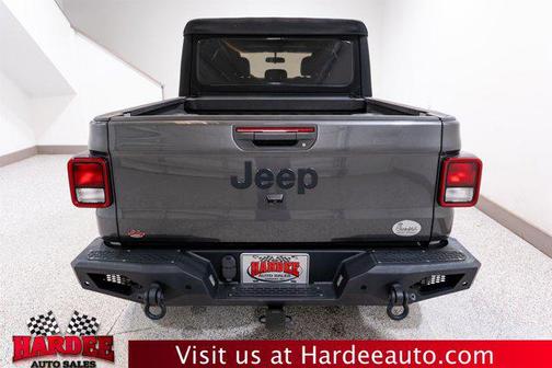 2022 Jeep Gladiator Sport S