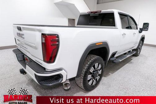 2024 GMC Sierra 2500 Denali