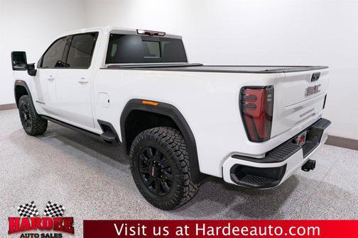 2024 GMC Sierra 2500 AT4