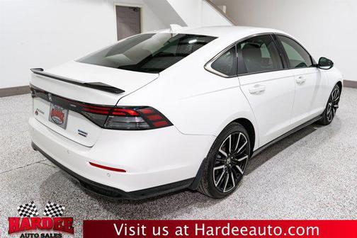 2023 Honda Accord Hybrid Touring