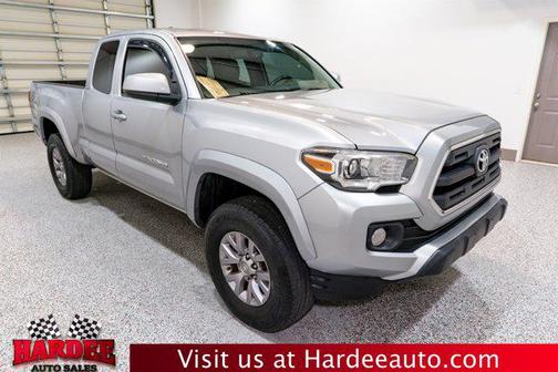2017 Toyota Tacoma SR5
