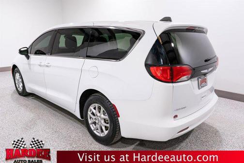 Bright White Clearcoat 2023 Chrysler Voyager LX